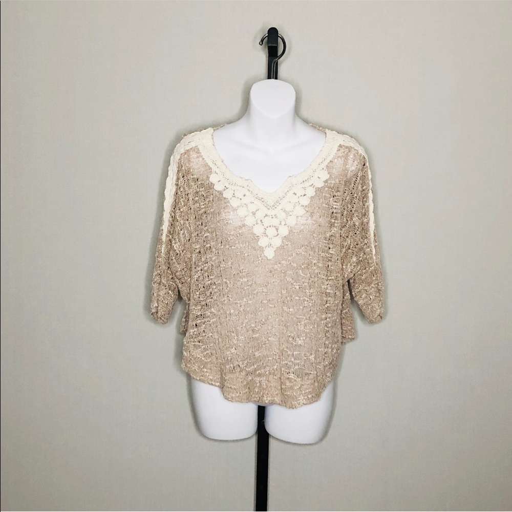 Anthropologie Top-d1 - Picture 3 of 8